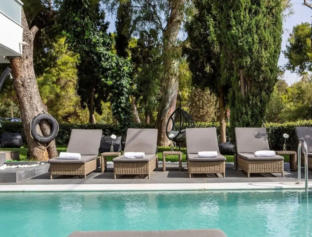 Athenian Riviera Hotel & Suites, hotel in Athens