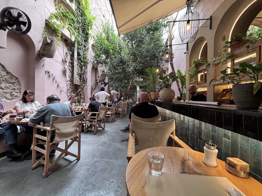 Picky Brunch & Specialty Coffee, breakfast restaurant, brunch restaurant, cocktail bar, coffee shop in Athens