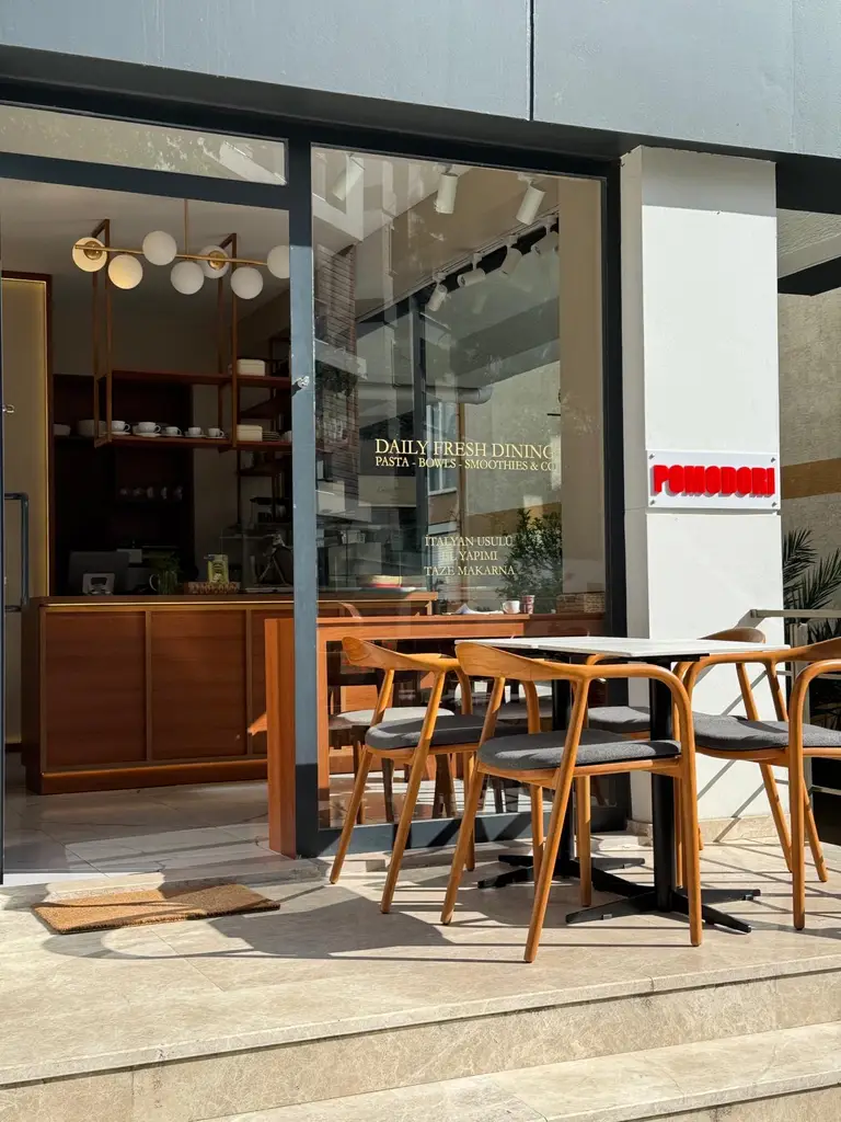 Pomodori, italian restaurant, health food restaurant, pasta shop in Istanbul