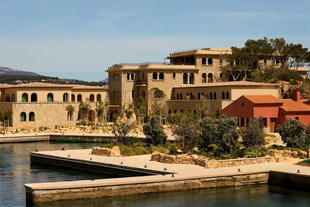 Zannier Île de Bendor, hotel, event venue, restaurant, wedding venue, wellness center in Bandol