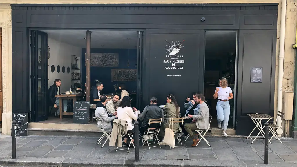 Perlouse, restaurant, seafood restaurant in Paris