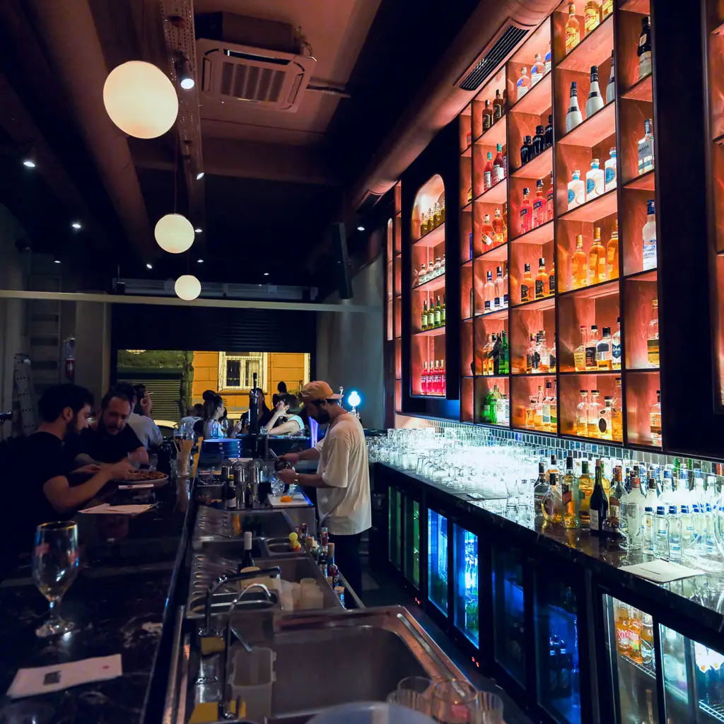 BAR, bar in Istanbul