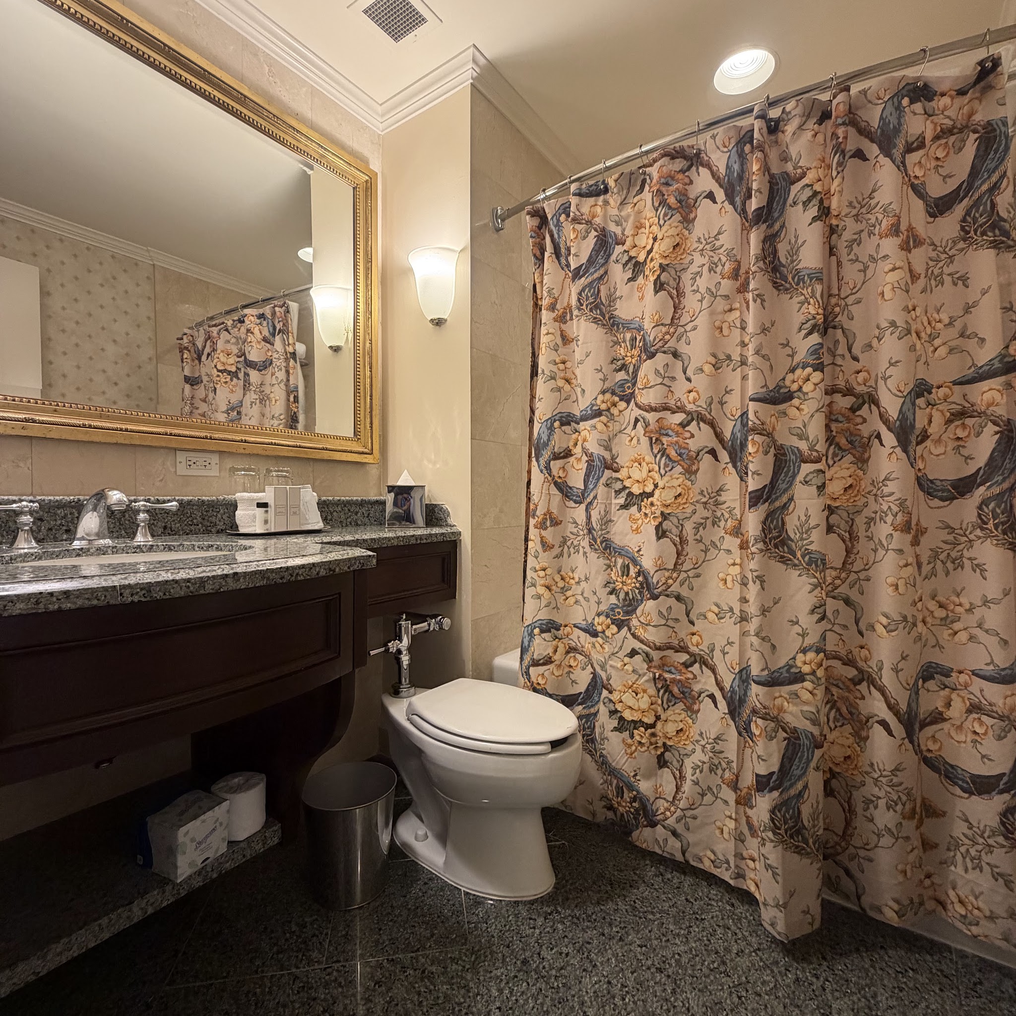 Hotel Monteleone, photo 7 of 8