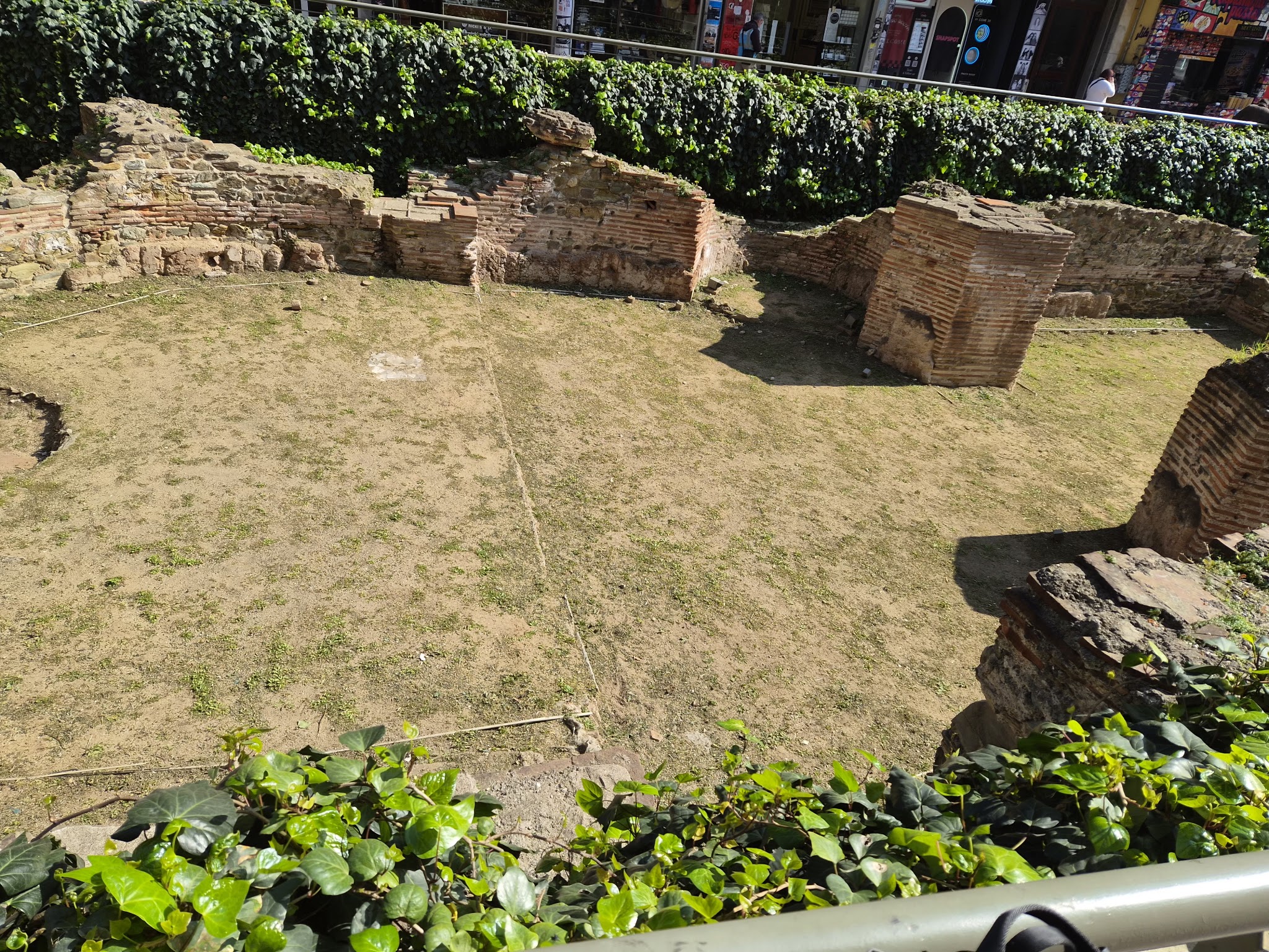Apsidal Hall of the Galerian Complex, photo 6 of 8
