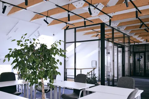 Business Hub, photo 2 of 8