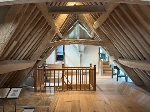 Kelmscott Manor, photo 3 of 8