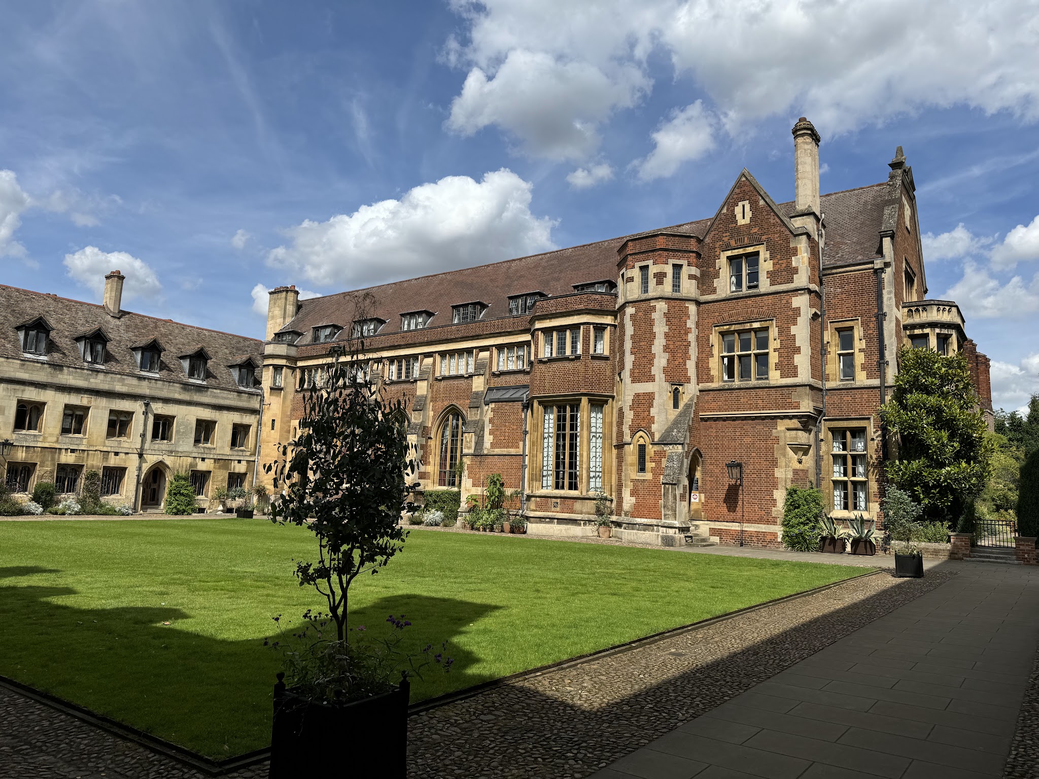 Pembroke College, photo 3 of 8