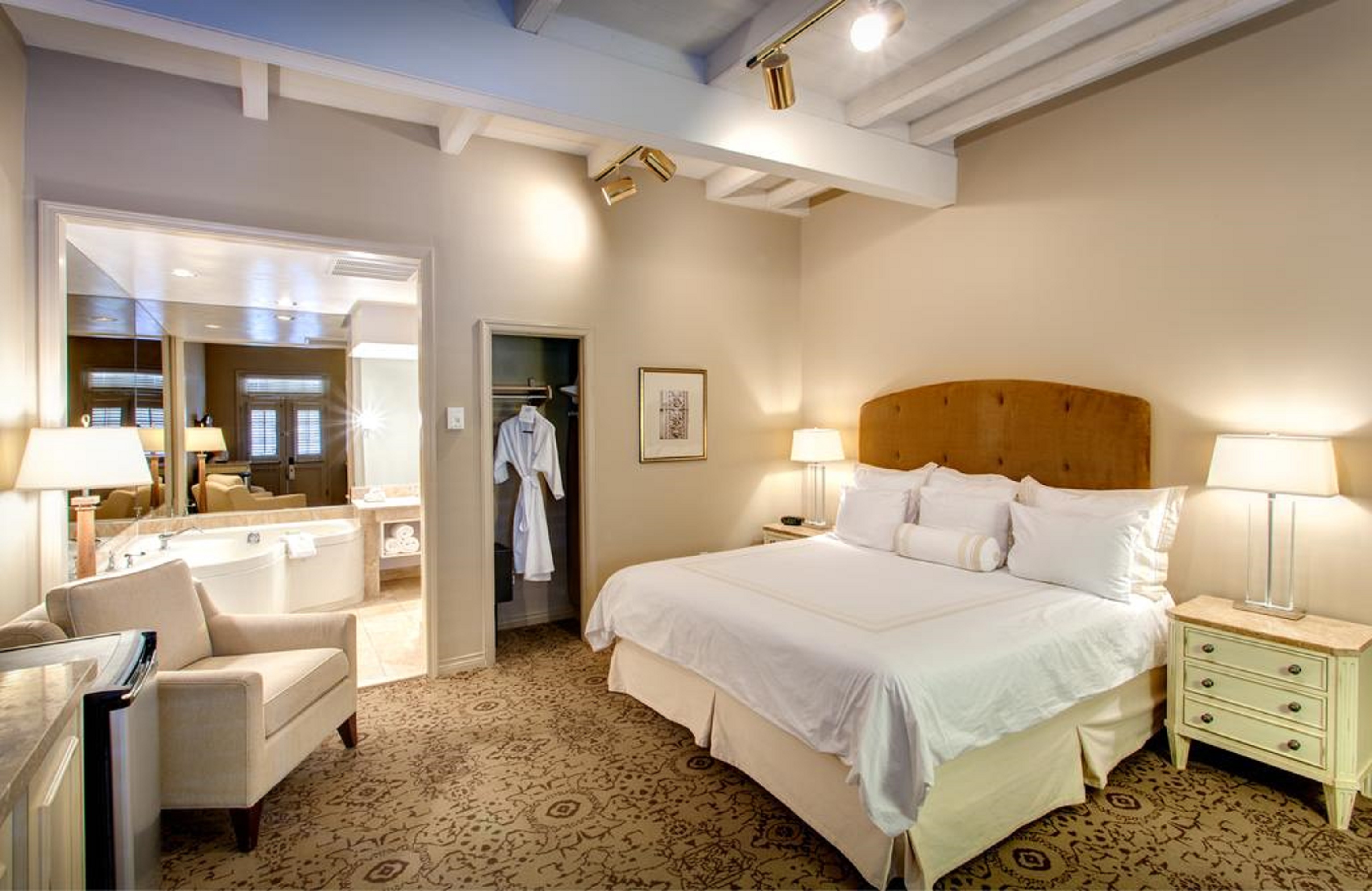 Dauphine Orleans Hotel, photo 4 of 8