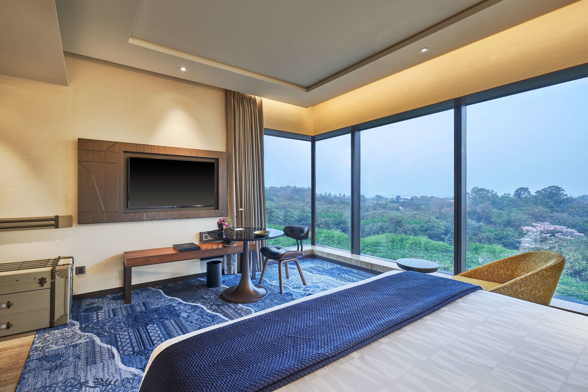The Den Bengaluru, LXR Hotels and Resorts, photo 5 of 8