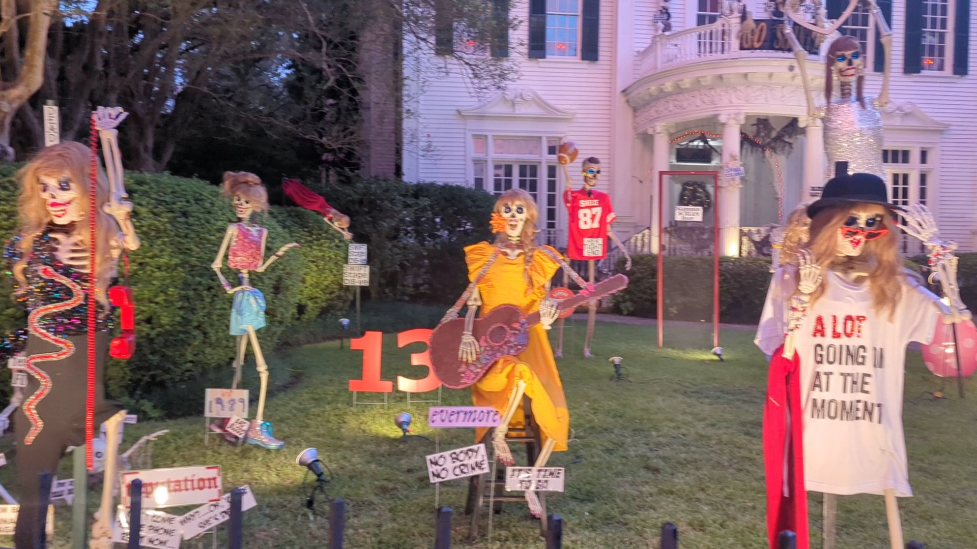 The Skeleton House, photo 5 of 8