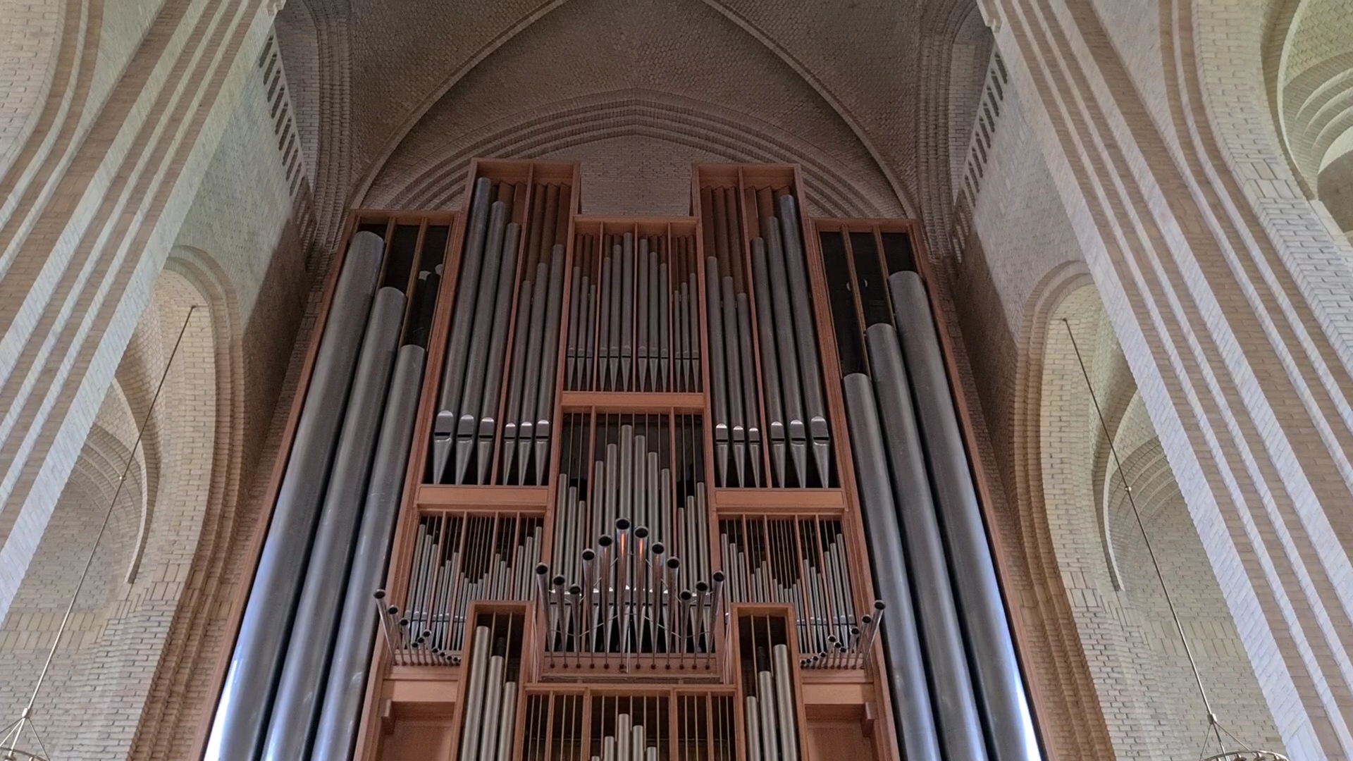 Grundtvigs Kirke, photo 4 of 8