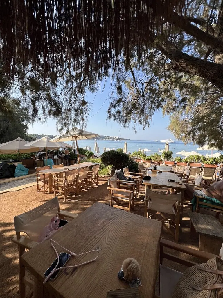 Zen Beach, photo 2 of 5