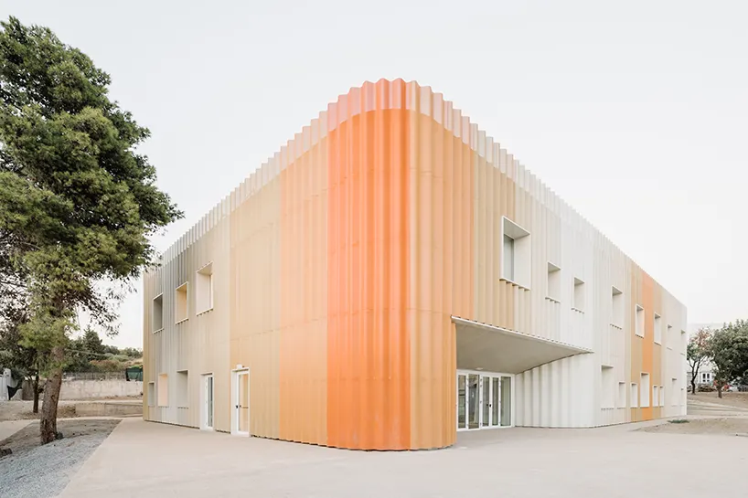 Via Caravaggio school in Sinnai, Sardinia, is designed by Italian firm Leicho architettura | all images ©Cèdric Dasesson