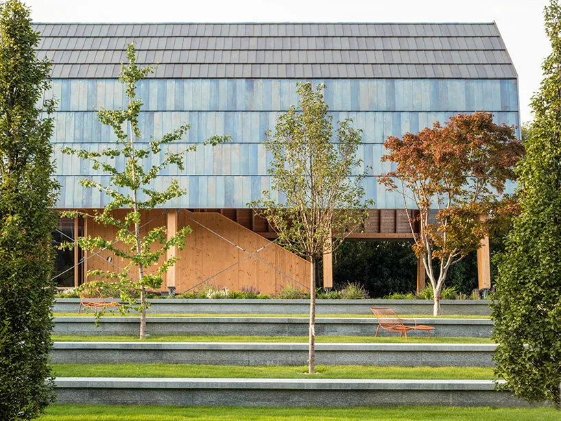 Pedrali adapts the Pedrali Pavilion for permanent use for the community