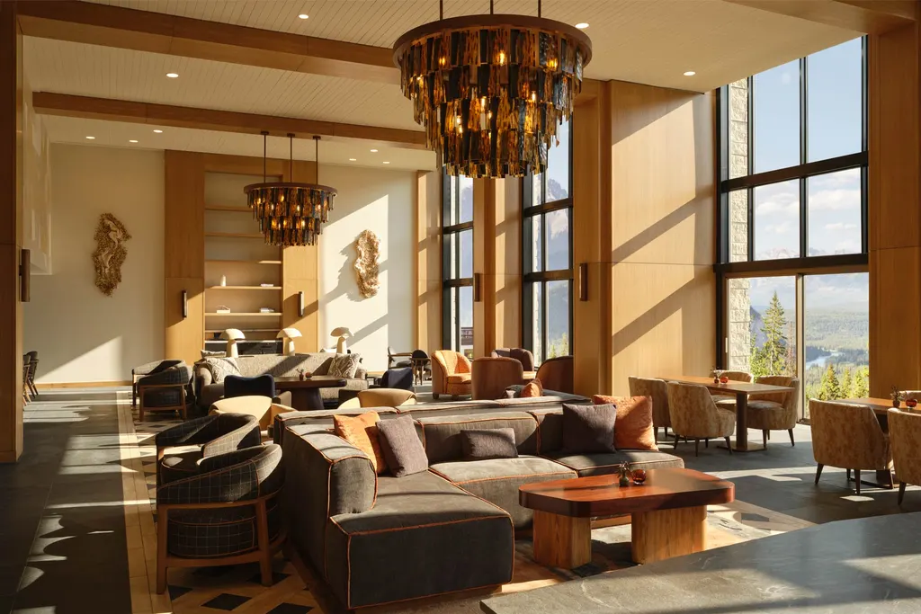 Rimrock Banff lobby