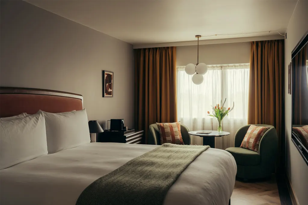The Webster Covent Garden guestroom