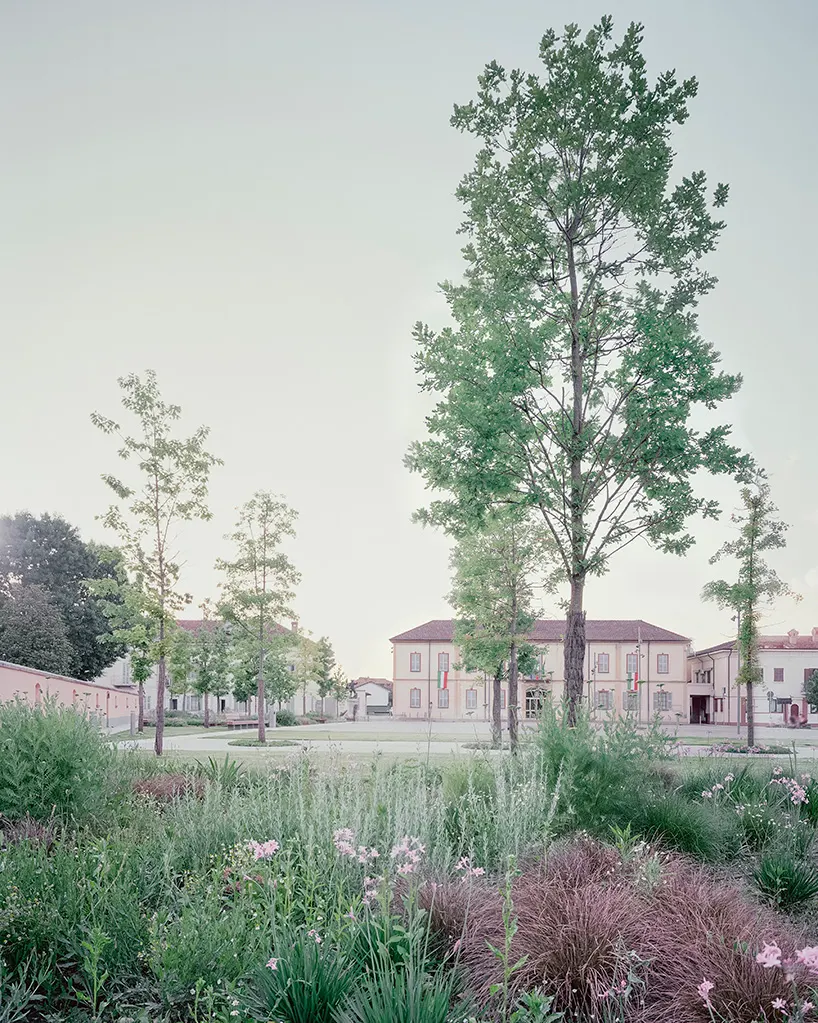 Ghisellini Architetti redesigns Public Square Madre Francesca Cabrini as a contemporary Italian piazza