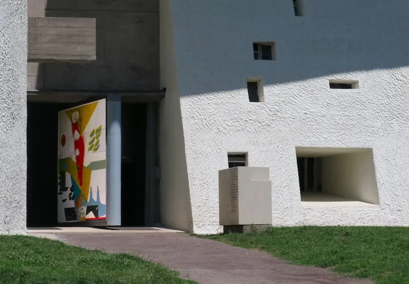 the chapel was completed in 1955 on Bourlémont hill in Ronchamp