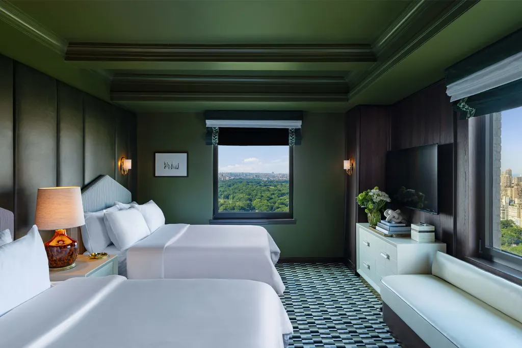 JW Marriott Essex House Promenade Suite