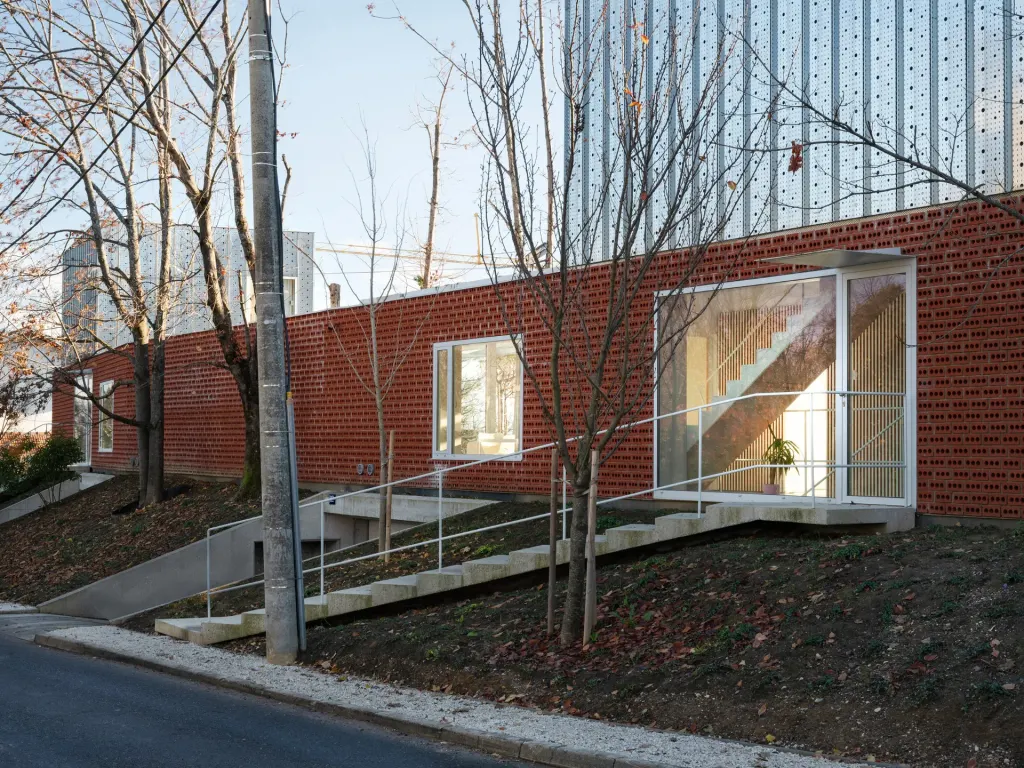 Street façade of the Double-Villa
