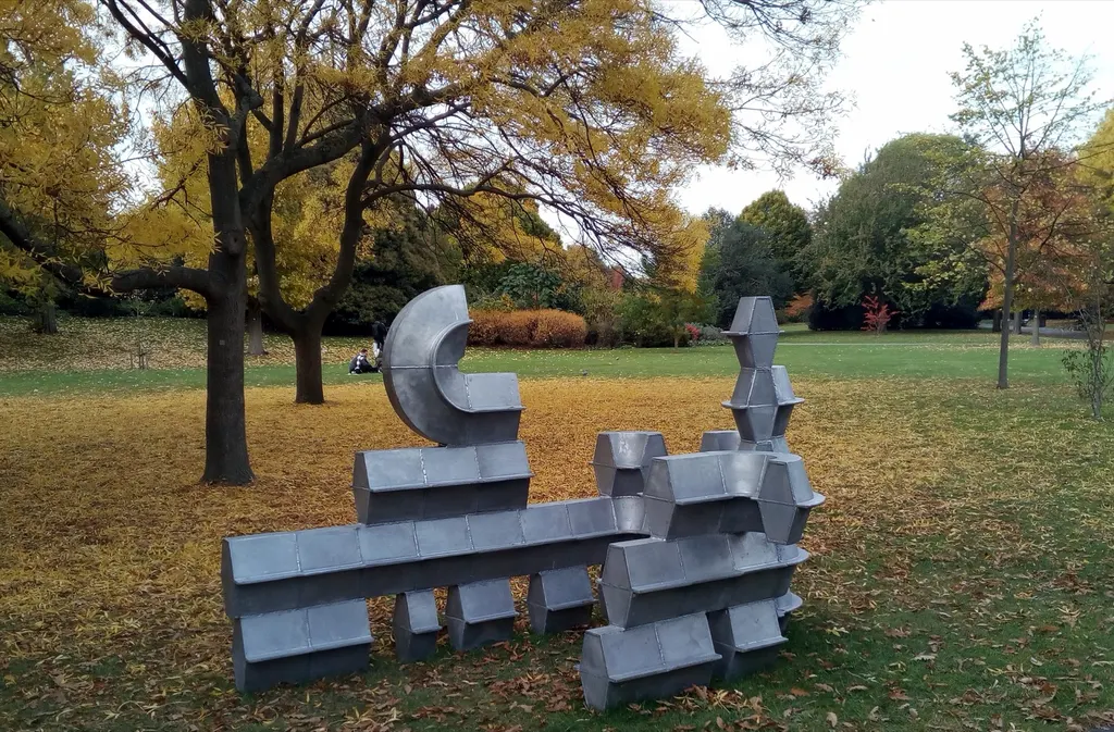 Frieze Sculpture in Regent’s Park, 2016