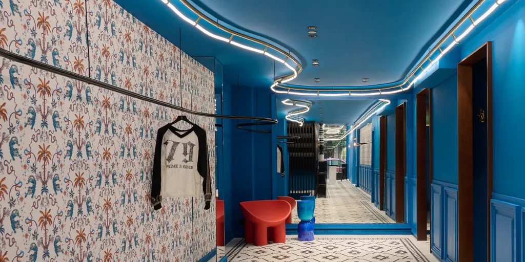 Peace + Chaos fashion boutique in Thessaloniki, split into calm and loud zones, photo 7