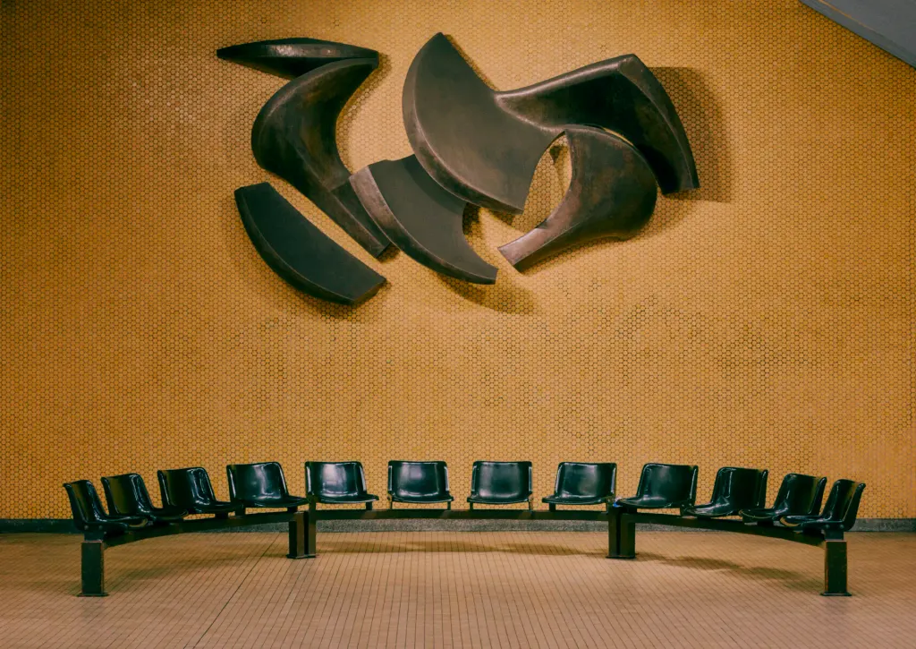 Botanique metro station, sculpture by Jean-Pierre Ghysels, post-war