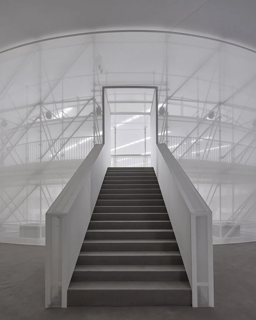 the circular plan draws from historic theaters and large-scale gathering spaces