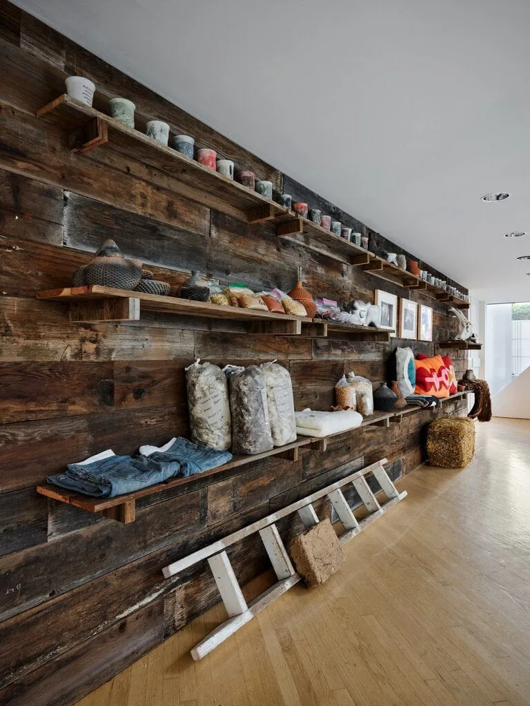 Rael San Fratello is known for its combining ancient and contemporary technology