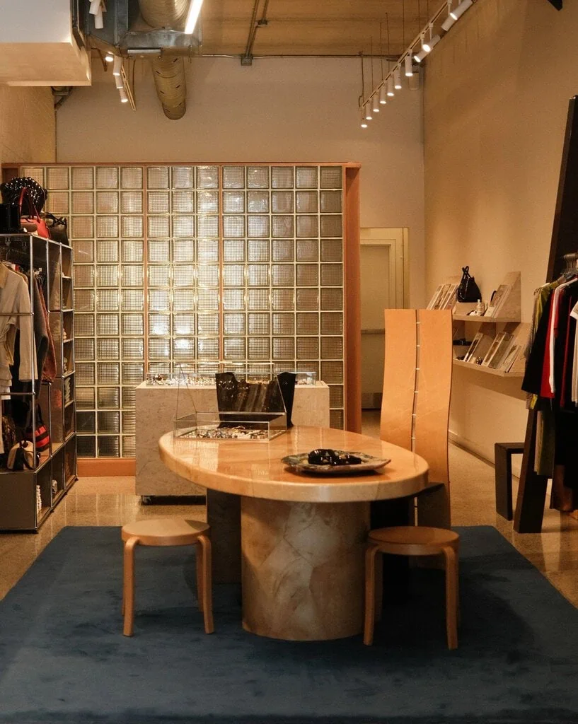 Psst: a new Absolutely Fabrics has just launched on Rosedale's 1091 Yonge St. This isn't the one (it's the 613 Queen St.'s), but here's a glimpse at its aesthetics.