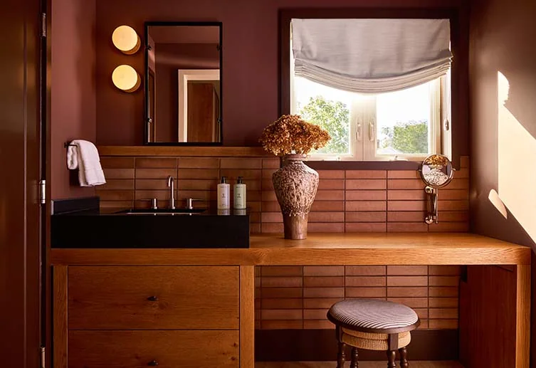 New York North Fork Hotel by Blue Flag and Islyn Studio